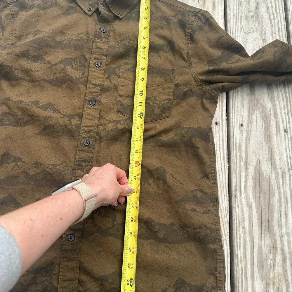 Banana Republic Men's Brown Mountain Untucked Slim Fit Flannel‎ Shirt SIZE M